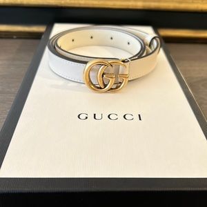 Gucci Leather belt with Double G buckle in White Leather with Gold Hardware
